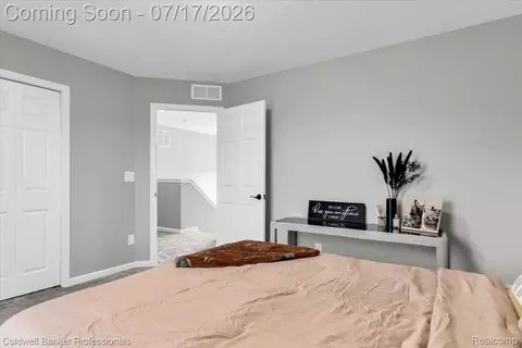 Bedroom - 417 Constitution Ave, Brooklyn, MI 49230 photo 4 of 6