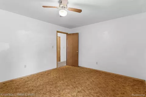 Bedroom - 12845 Bueche Rd, Albee, MI 48417 photo 4 of 4