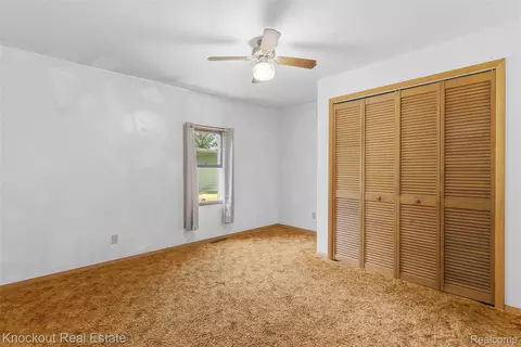Bedroom - 12845 Bueche Rd, Albee, MI 48417 photo 3 of 4