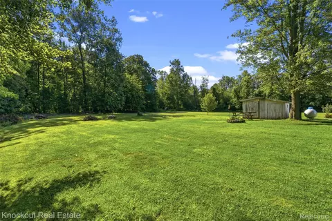 Exterior - 12845 Bueche Rd, Albee, MI 48417 photo 1 of 6