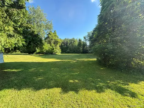 Exterior - 709 E Michigan Ave E, Au Gres, MI 48703 photo 6 of 13
