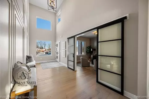 Entry Way - 50931 Mistwood Dr, Macomb, MI 48042 photo 1 of 13