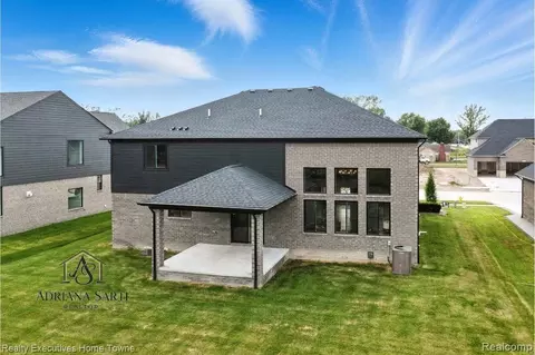 Other - 50931 Mistwood Dr, Macomb, MI 48042 photo 3 of 11