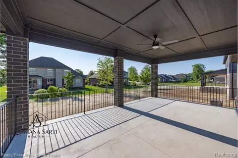 Exterior - 50931 Mistwood Dr, Macomb, MI 48042 photo 3 of 3