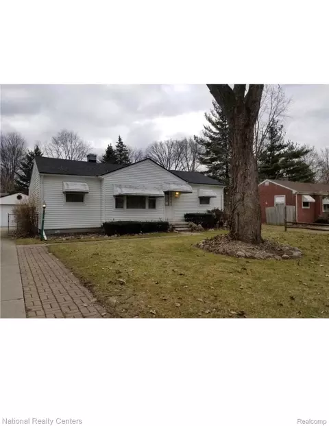 18270 Foch St, Livonia, MI 48152
