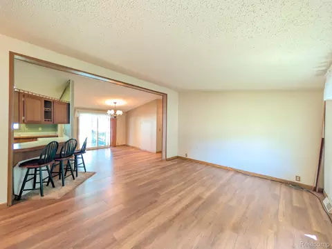 Living - 4024 E 54th St, Mount Morris, MI 48458 photo 2 of 3