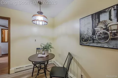 Dining - 5511 Wright Dr, Troy, MI 48098 photo 1 of 1
