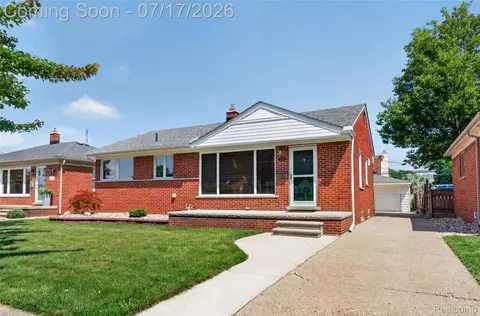 17104 Englewood Ave, Allen Park, MI 48101
