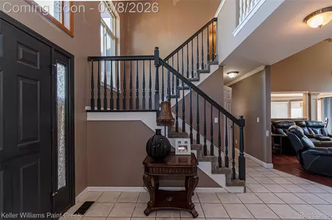 Entry Way - 17576 Canvasback Dr, Macomb, MI 48044 photo 2 of 4