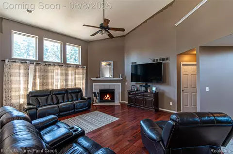 Living - 17576 Canvasback Dr, Macomb, MI 48044 photo 3 of 3