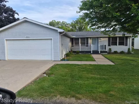 38513 Sycamore Pl, Westland, MI 48185