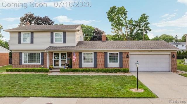 15431 Huff St, Livonia, MI 48154
