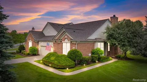 44562 Aspen Ridge Dr, Northville, MI 48168