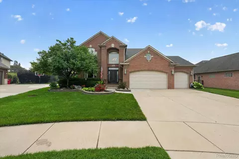 Exterior - 50414 Greycoat Ln, Macomb, MI 48044 photo 2 of 9
