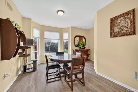 Dining - 50414 Greycoat Ln, Macomb, MI 48044 photo 3 of 4
