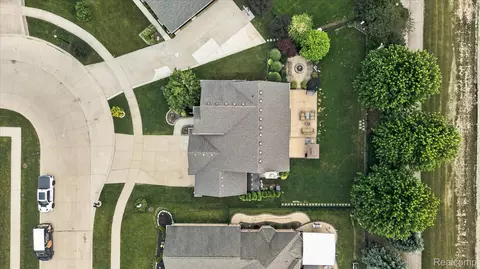 View/Area - 50414 Greycoat Ln, Macomb, MI 48044 photo 8 of 11