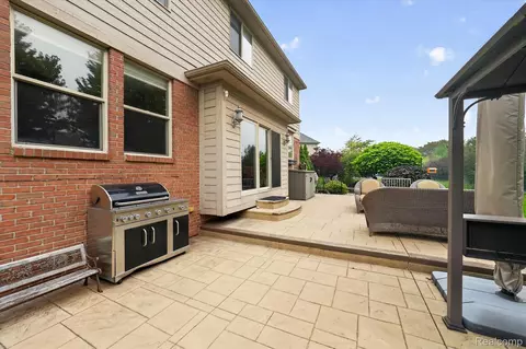 Exterior - 50414 Greycoat Ln, Macomb, MI 48044 photo 8 of 9