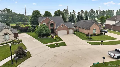 View/Area - 50414 Greycoat Ln, Macomb, MI 48044 photo 10 of 11