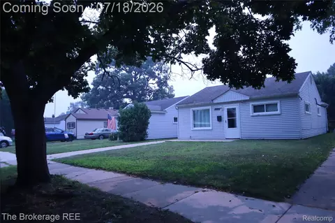 34861 John St, Wayne, MI 48184 photo 6