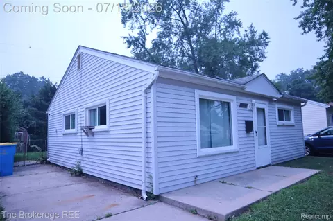34861 John St, Wayne, MI 48184 photo 7