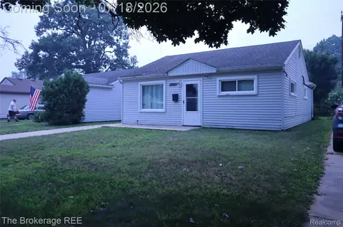 34861 John St, Wayne, MI 48184 photo 2