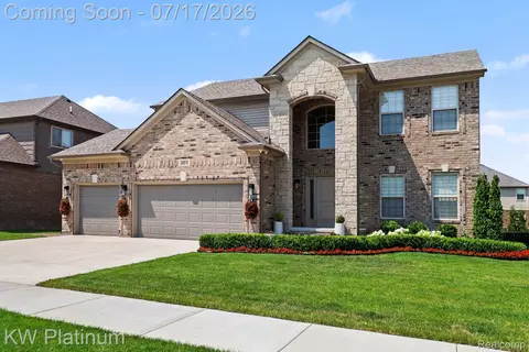 Exterior - 24515 Brookshire Dr, Macomb, MI 48042 photo 2 of 3