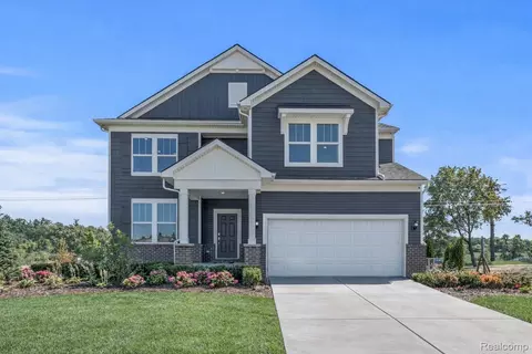 59604 Schuss Gully Dr, Lyon, MI 48165