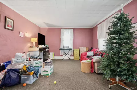 Living - 612 Vine St, St. Clair, MI 48079 photo 1 of 1