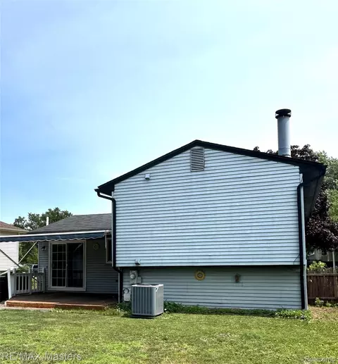 637 Dane Dr, Monroe, MI 48162 photo 23