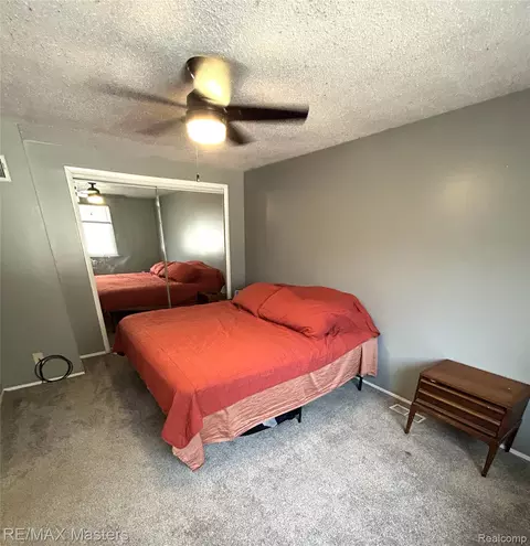 637 Dane Dr, Monroe, MI 48162 photo 16