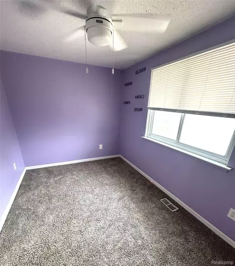 637 Dane Dr, Monroe, MI 48162 photo 15