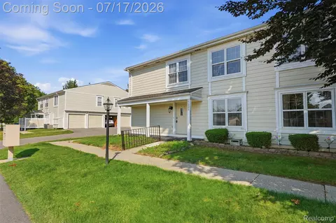 22886 Talford St, Novi, MI 48375