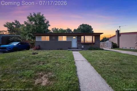 34329 Florence St, Westland, MI 48185