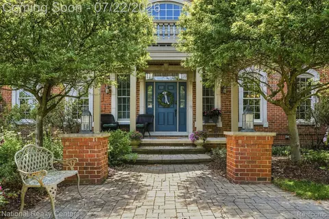 17477 Mystic Valley Ct, Northville, MI 48168