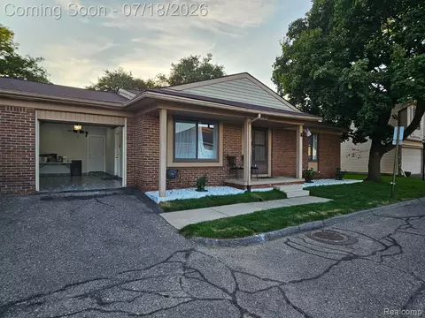 Other - 2926 Roundtree Dr, Troy, MI 48083 photo 1 of 18