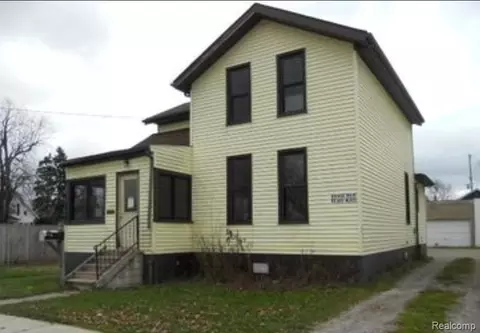 132 S Woodbridge St, Saginaw, MI 48602