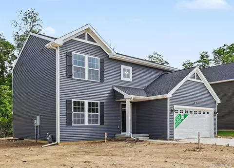 209 Wildflower Dr, Hillsdale, MI 49242