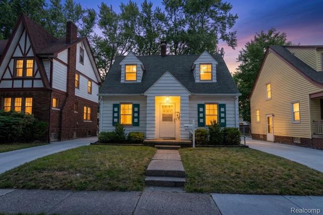 131 Dwight Ave, Pontiac, MI 48341