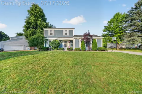 24525 Jamestowne Rd, Novi, MI 48375