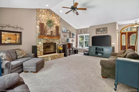 Living - 3217 Pineview Trl, Genoa, MI 48843 photo 2 of 2