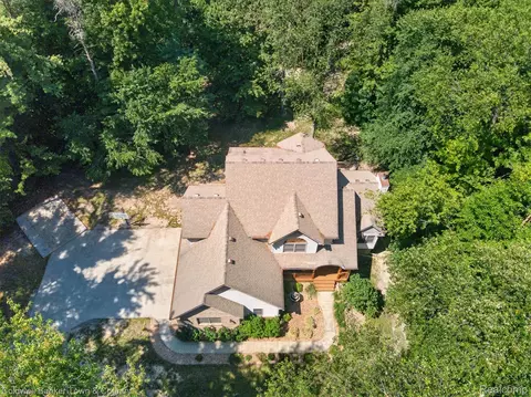 View/Area - 3217 Pineview Trl, Genoa, MI 48843 photo 5 of 12