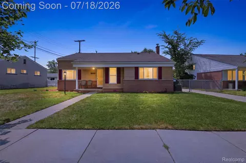 8825 Nebraska St, Livonia, MI 48150