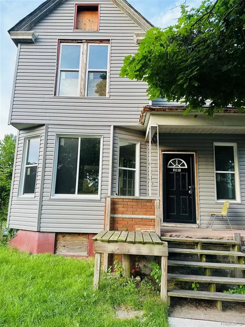3964 Sheridan St, Detroit, MI 48214