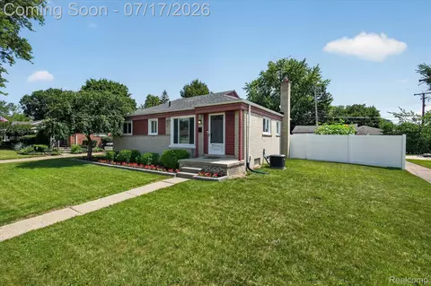 11014 Garden St, Livonia, MI 48150