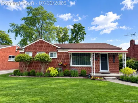 9100 Brentwood St, Livonia, MI 48150