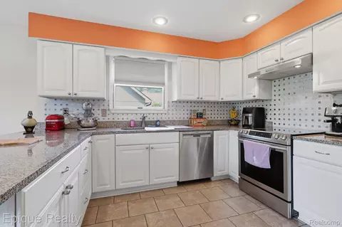 Kitchen - 4049 Blue River Dr, St. Clair, MI 48079 photo 2 of 2