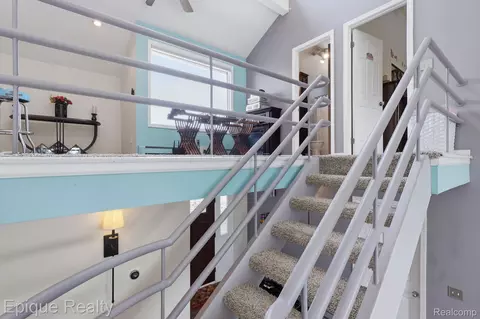 Entry Way - 4049 Blue River Dr, St. Clair, MI 48079 photo 4 of 5