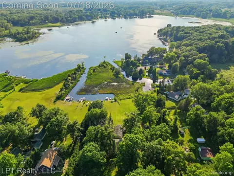 View/Area - 4539 Parker Dr, Howell, MI 48843 photo 1 of 3