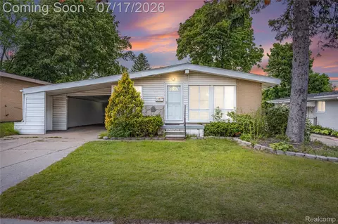 1271 Featherstone Rd, Pontiac, MI 48342