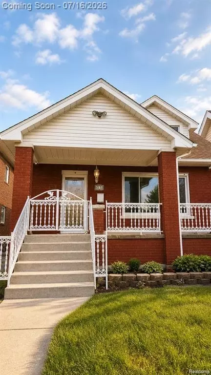 6131 Appoline St, Dearborn, MI 48126